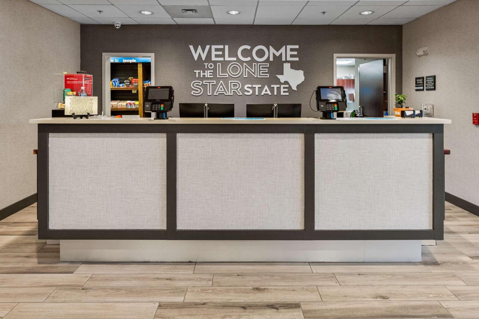 Hampton Inn Темпъл Екстериор снимка